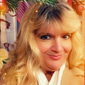 Meet your Posher, Paige